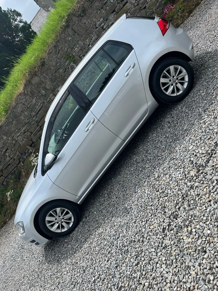 Volkswagen Golf - Image 4