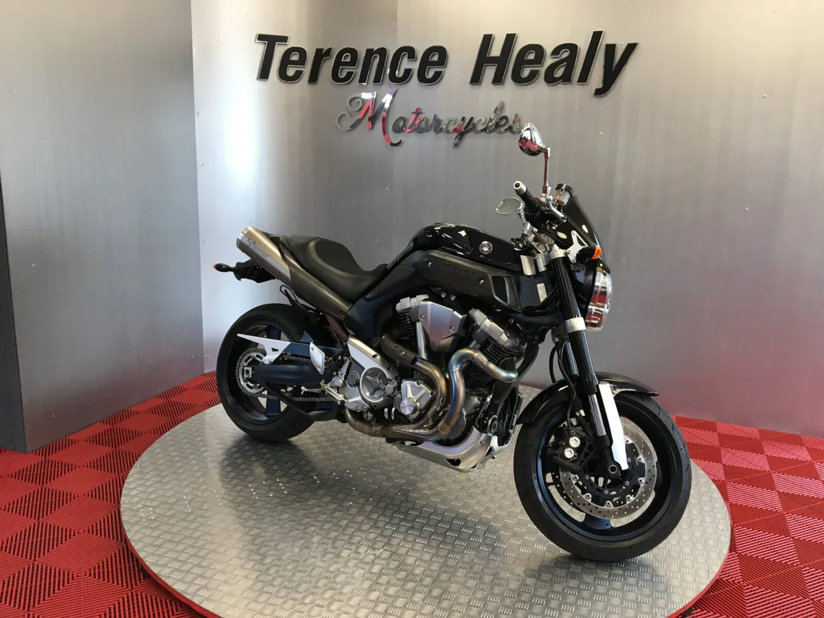 2007 Yamaha MT 01 '' LIKE NEW '' - Image 1