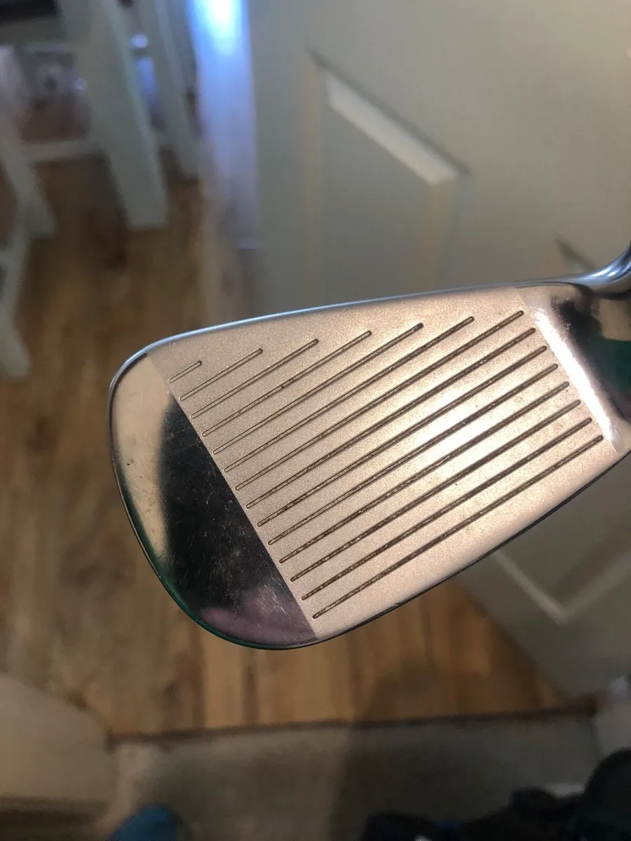 Taylor Made R9 6 Iron - Image 3