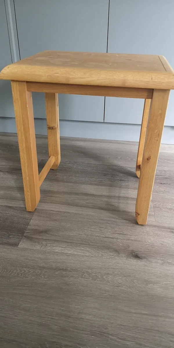Small coffee / Side table - Image 1