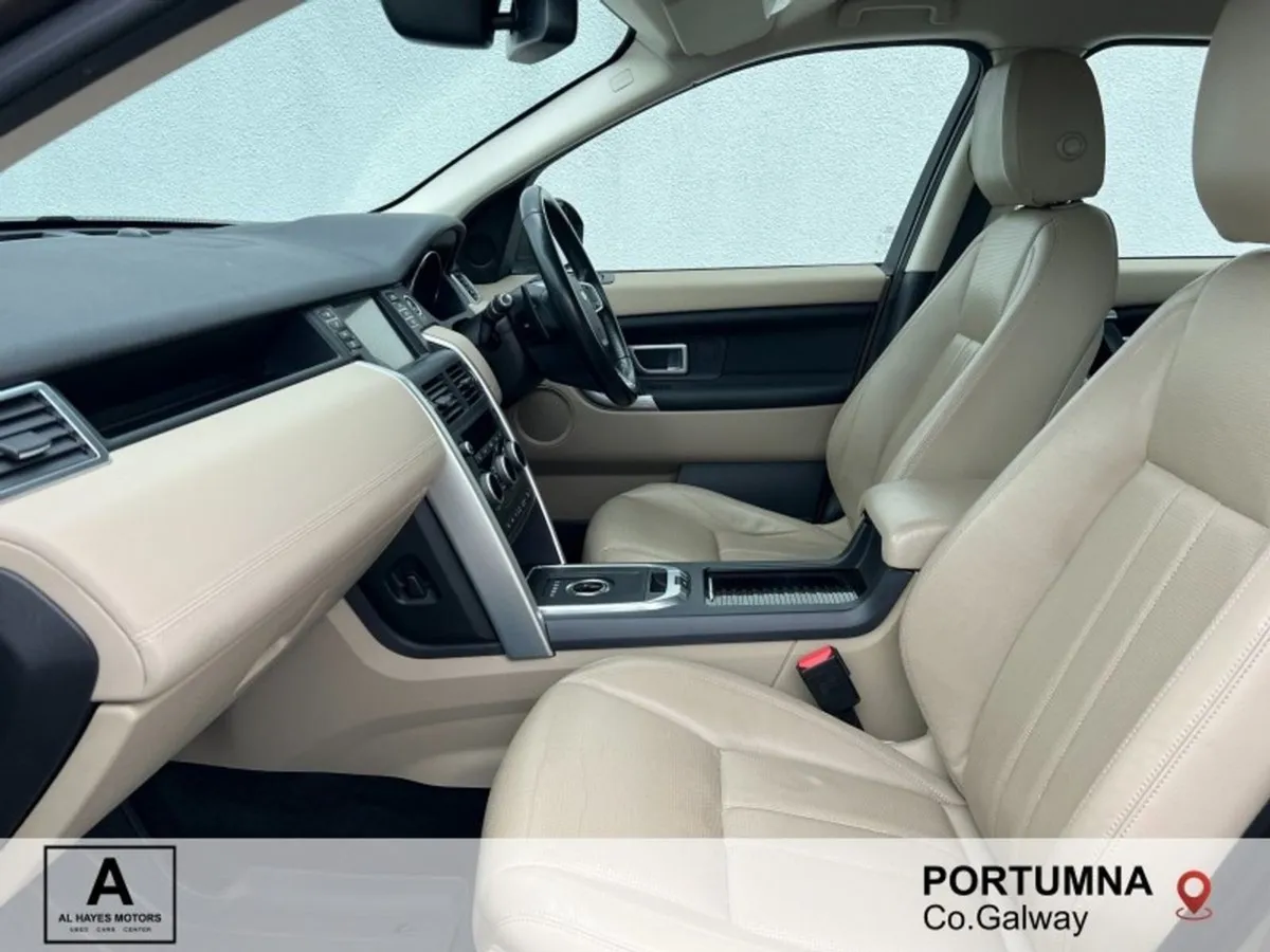 Land Rover Discovery Sport Automatic 2.0 TD4  7 S - Image 4