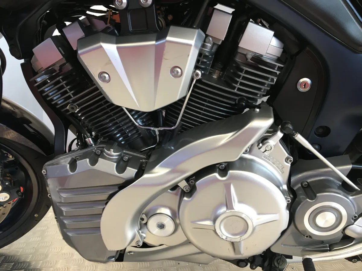 2007 Yamaha MT 01 '' LIKE NEW '' - Image 4