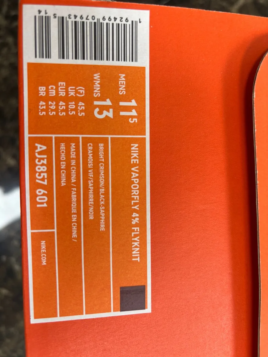 Nike Vaporfly 4% Flyknit Size UK 10.5 - Image 2