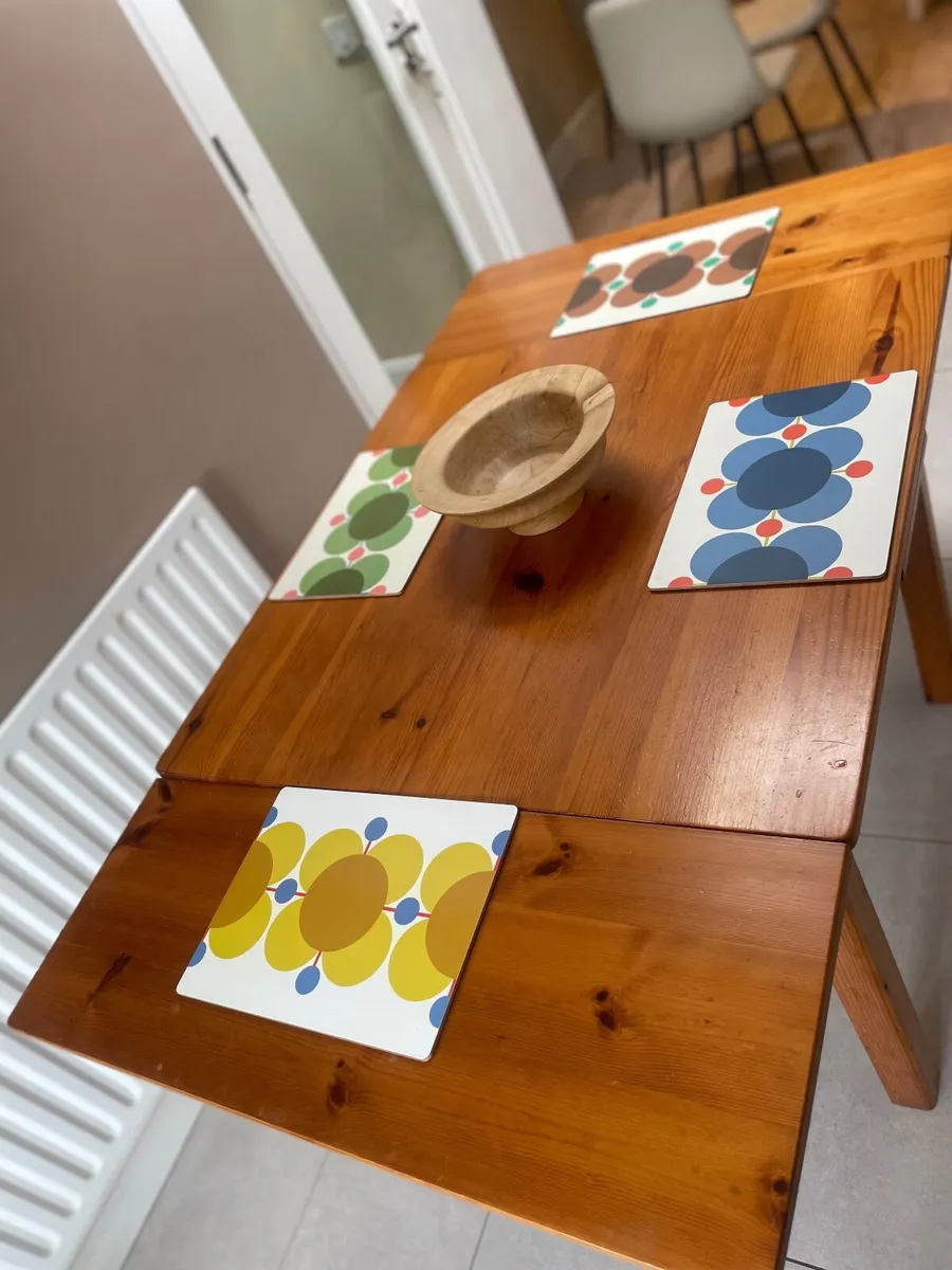 Kitchen Table - Image 1