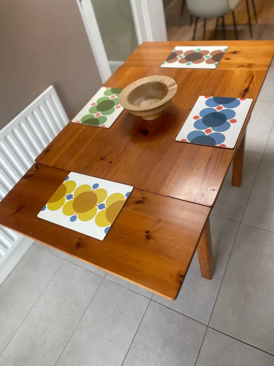 Kitchen Table - Image 3