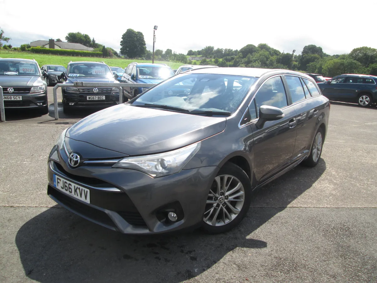 2017  TOYOTA  AVENSIS  2.0  D  BUSINESS  EDITION - Image 2