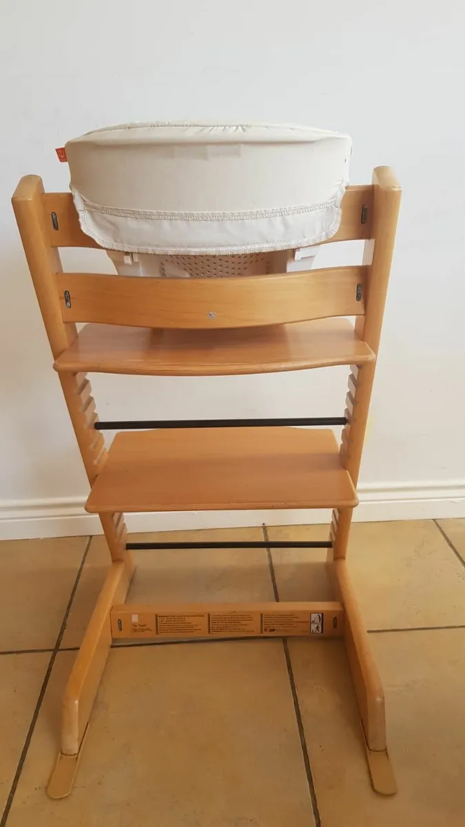 Tripp Trapp High Chair with infant seat - Image 3