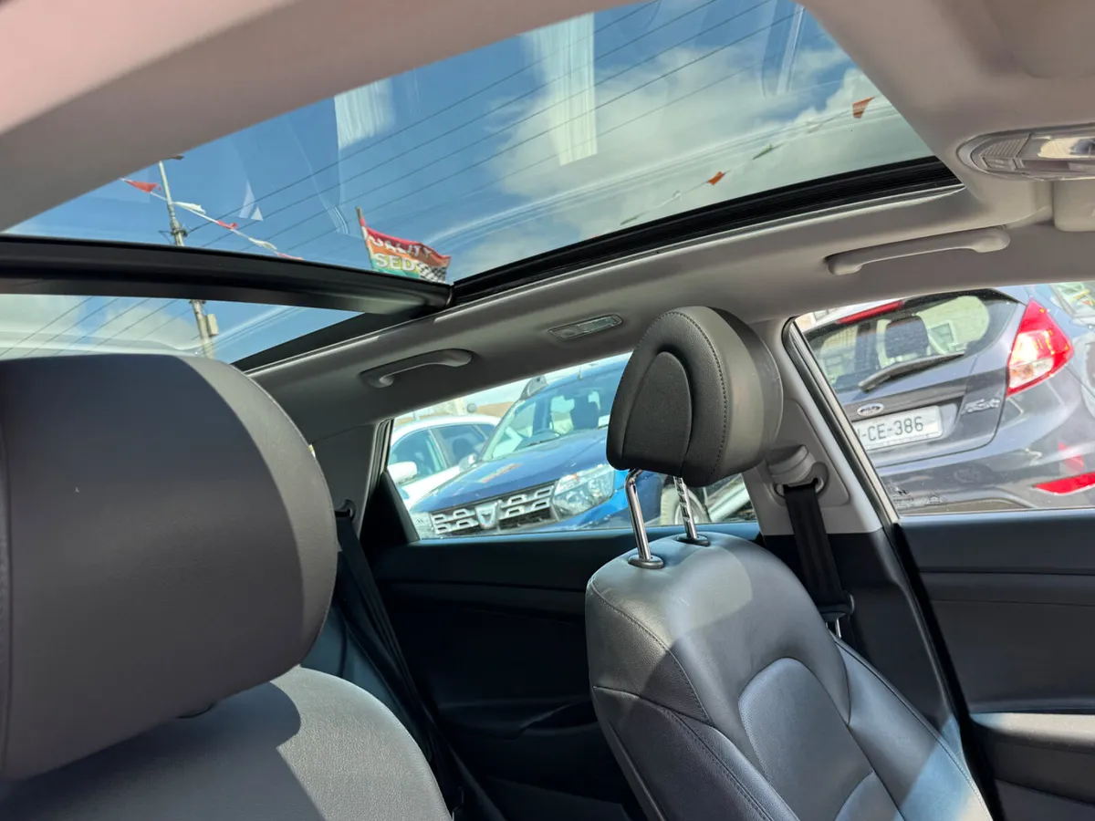 Hyundai Tucson Very high Spec - Image 2