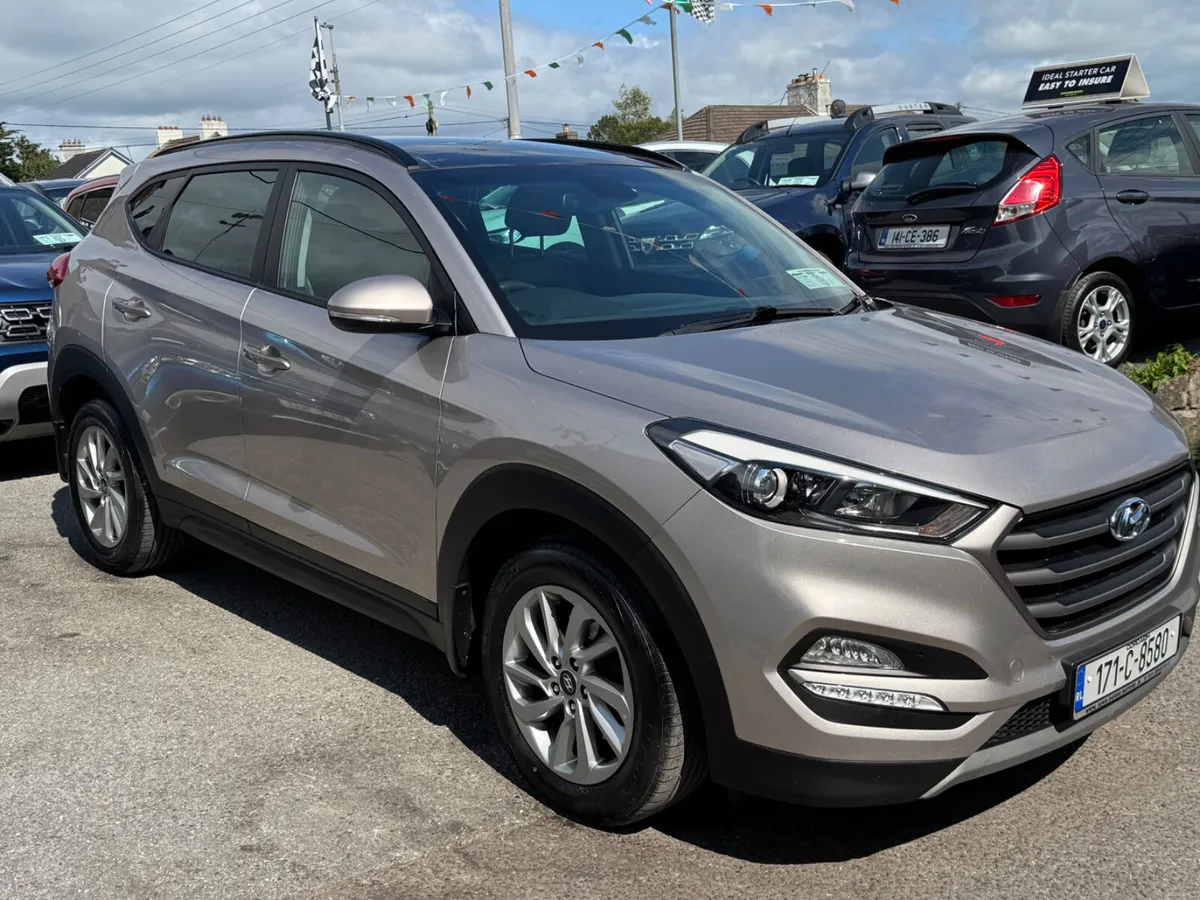 Hyundai Tucson Very high Spec - Image 3