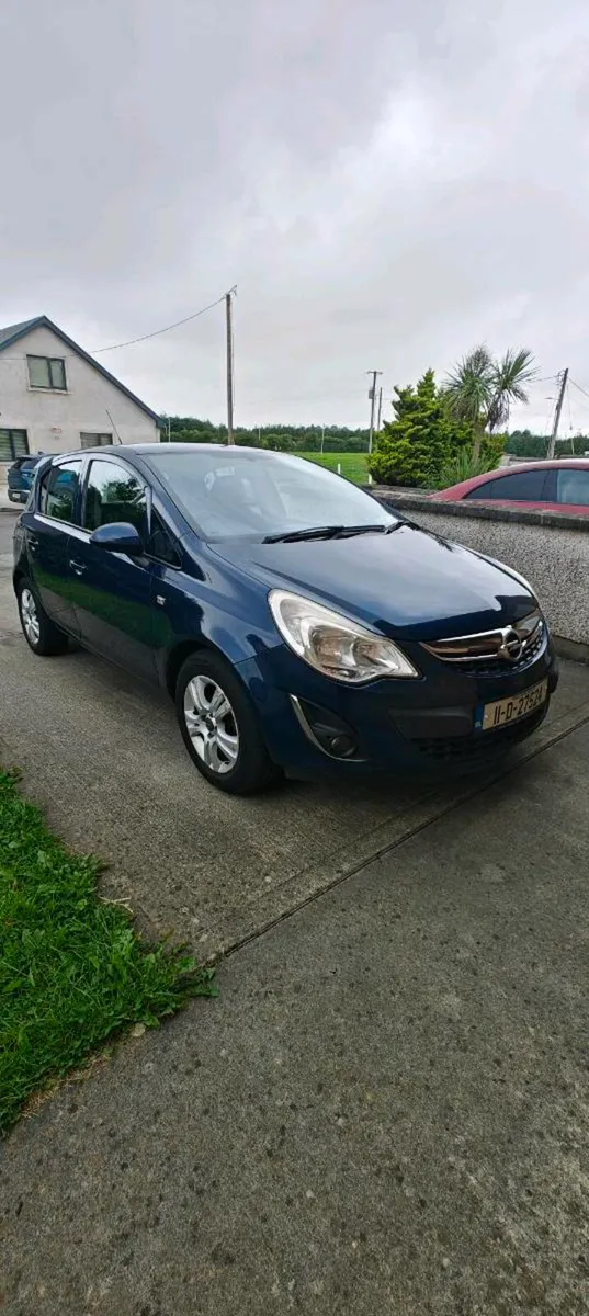 Car - Image 1