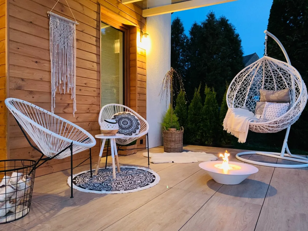 Universe Freestanding Bioethanol Fireplace - Image 3