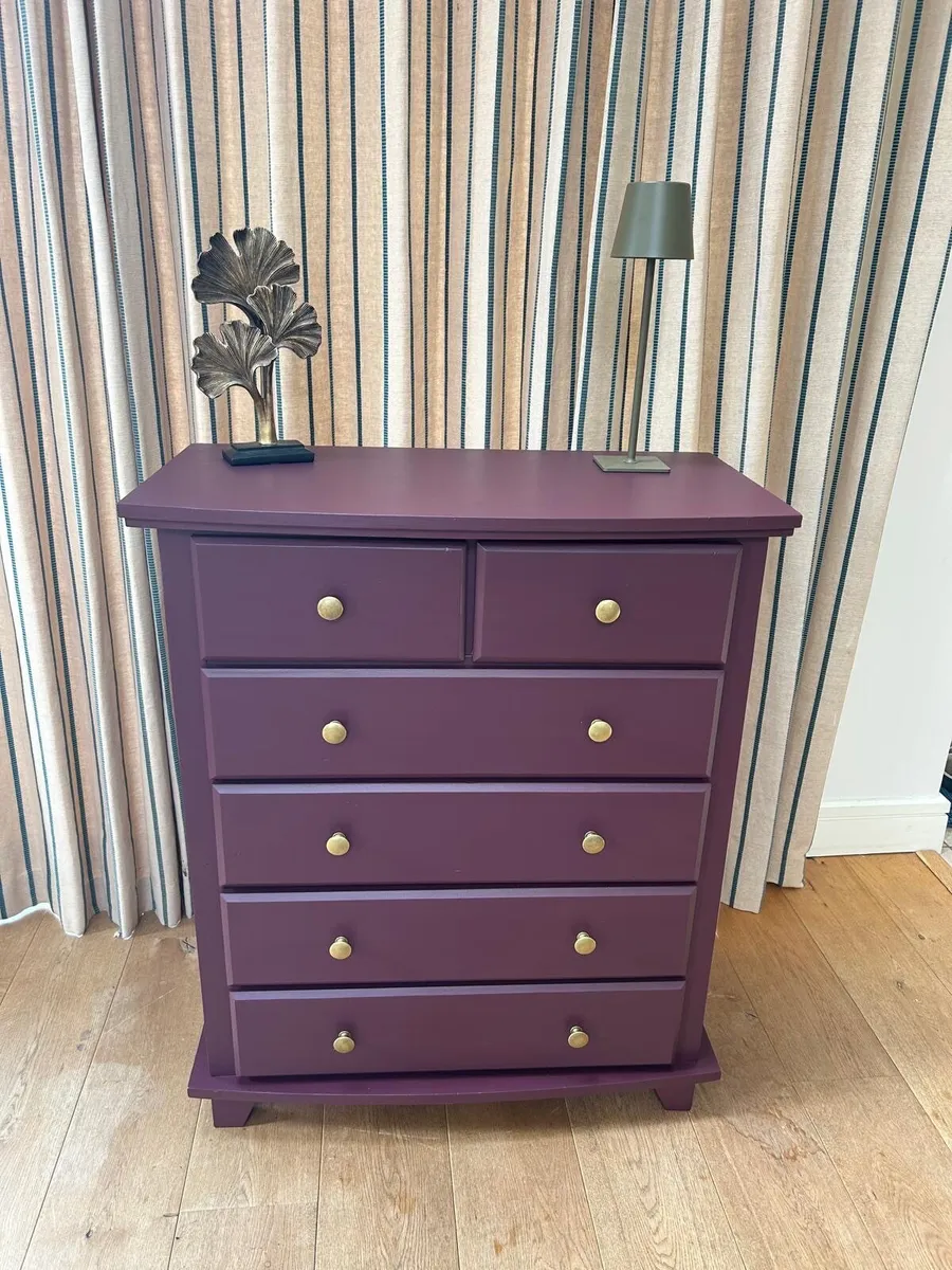 Chest of drawers - Image 1