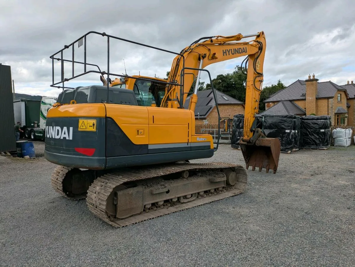 Hyundai 140 LC-9A - Image 4