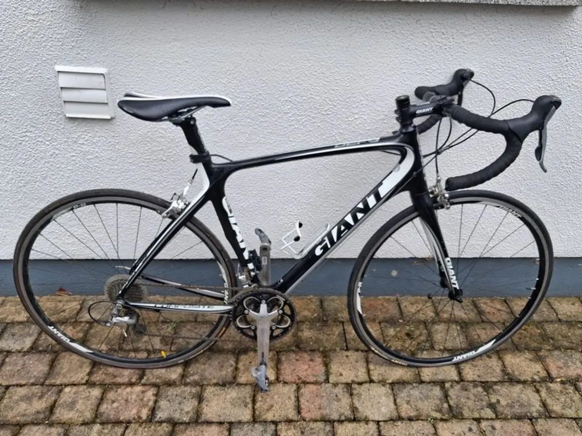 Giant Defy and Tacx Turbo Trainer - Image 3