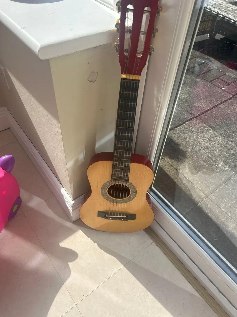 Guitar - Image 3