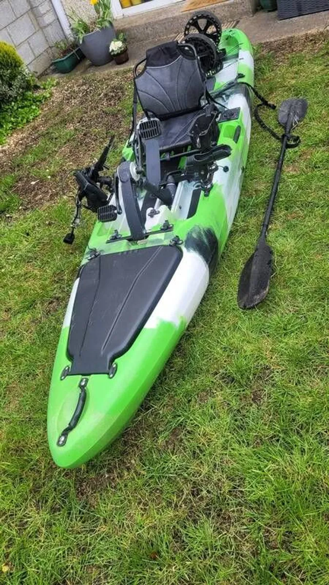 Fishing Kayak Petrel Pro pedal/motor 13 - Image 3