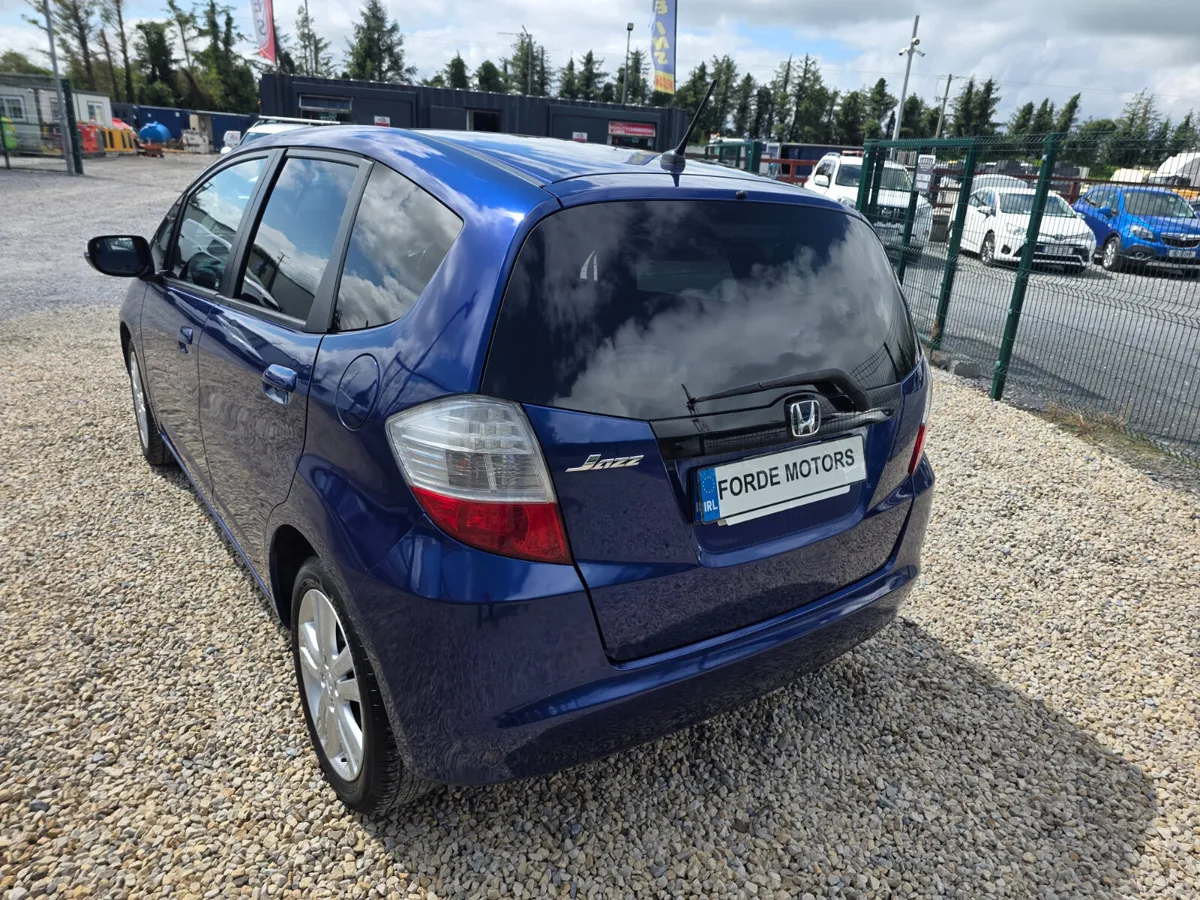 Honda Jazz 2010 - Image 3