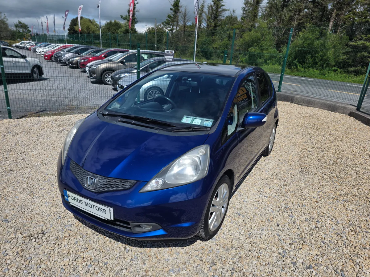 Honda Jazz 2010 - Image 2