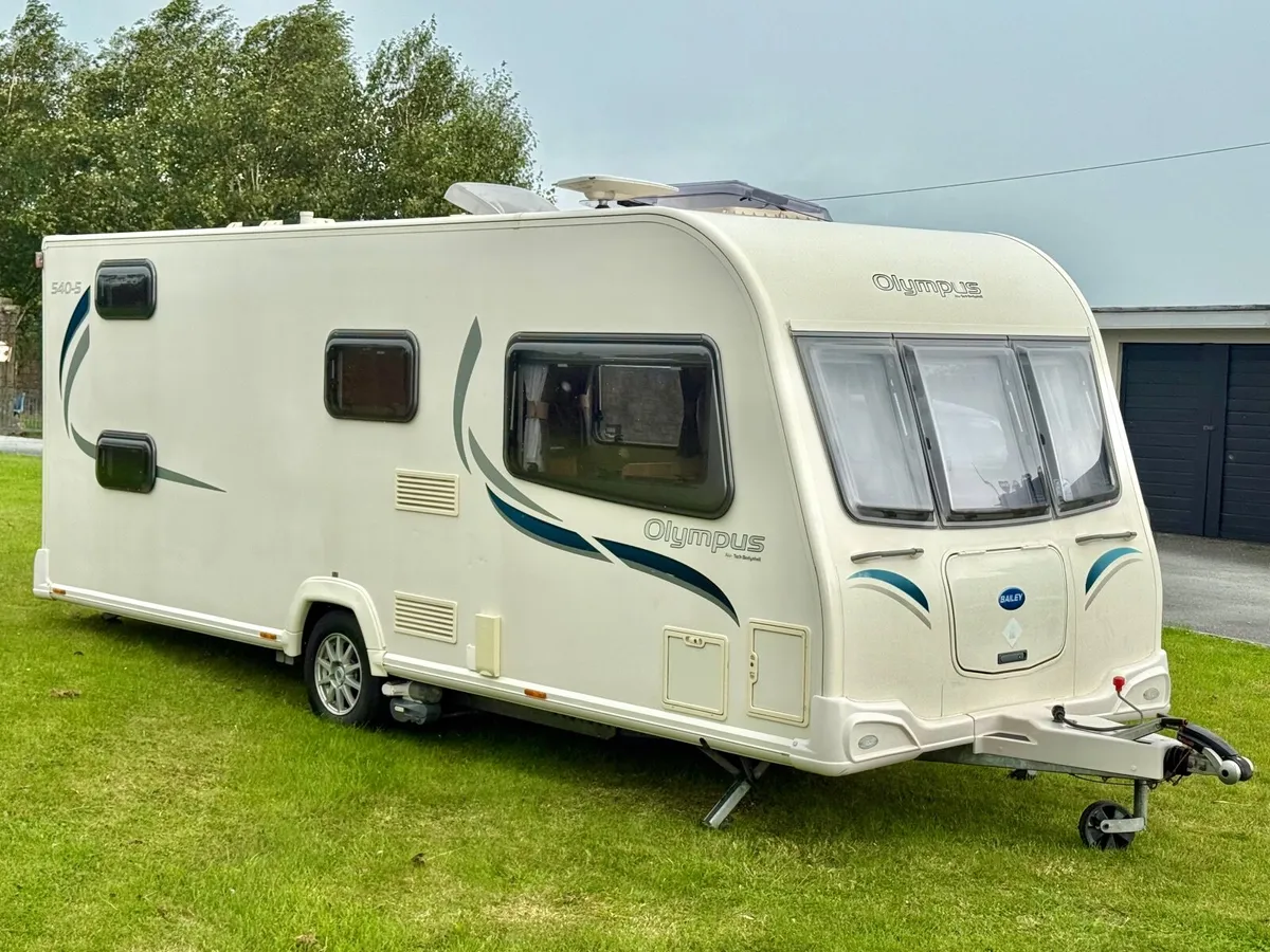 Bailey Olympic  540-5  fixed bunks  full awning - Image 2