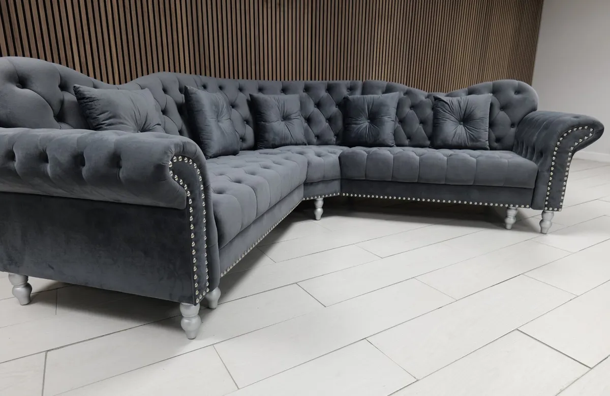 Elegance Grey Plush Velvet Fabric Corner Sofa - Image 3