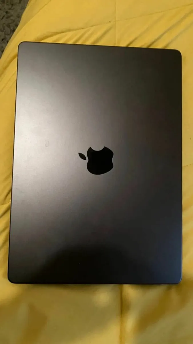 Black Macbook Pro M3 Pro chip (14") 2023 - Image 1