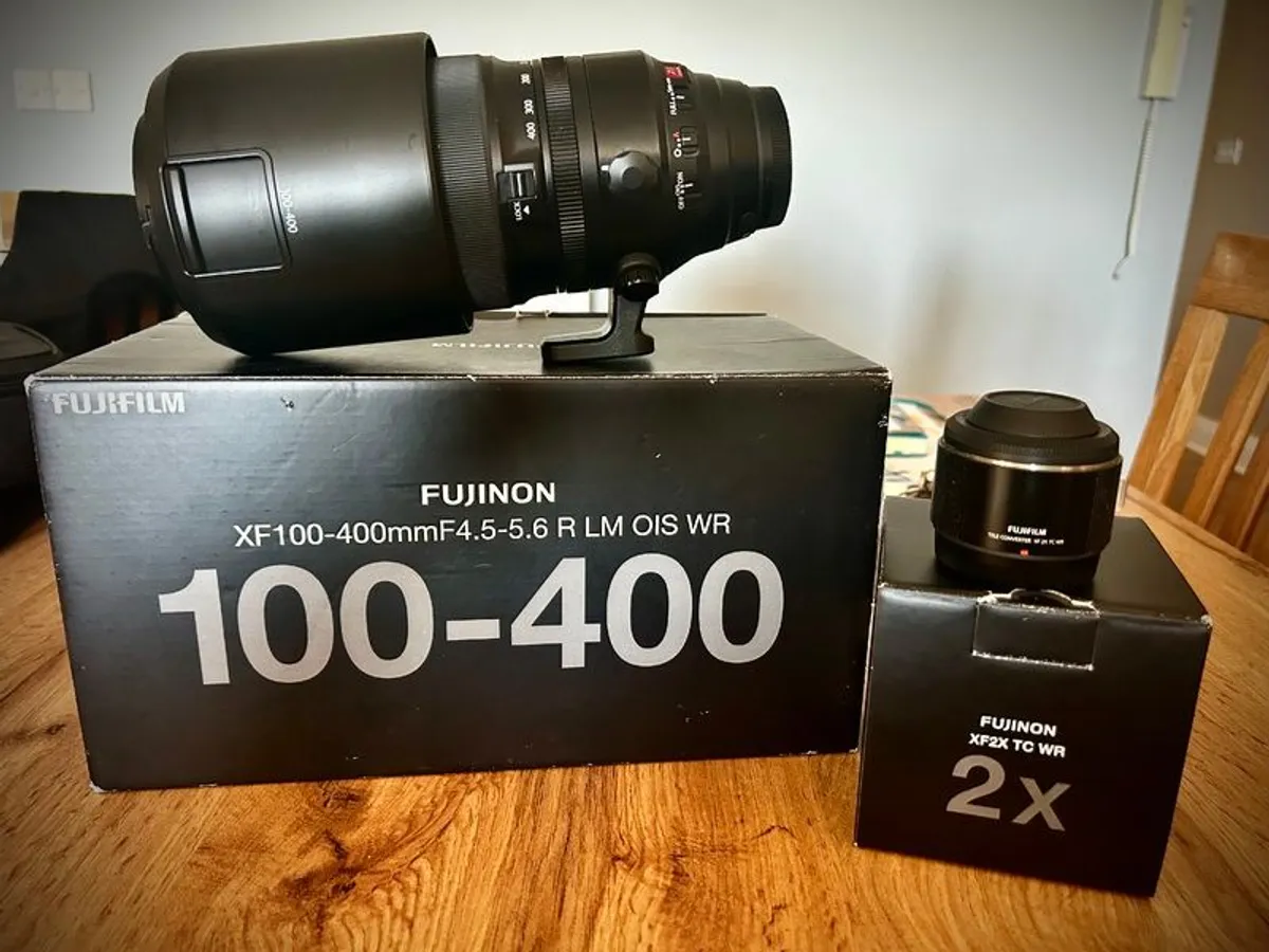 FUGIFILM Lens 100-400 + 2x teleconverter