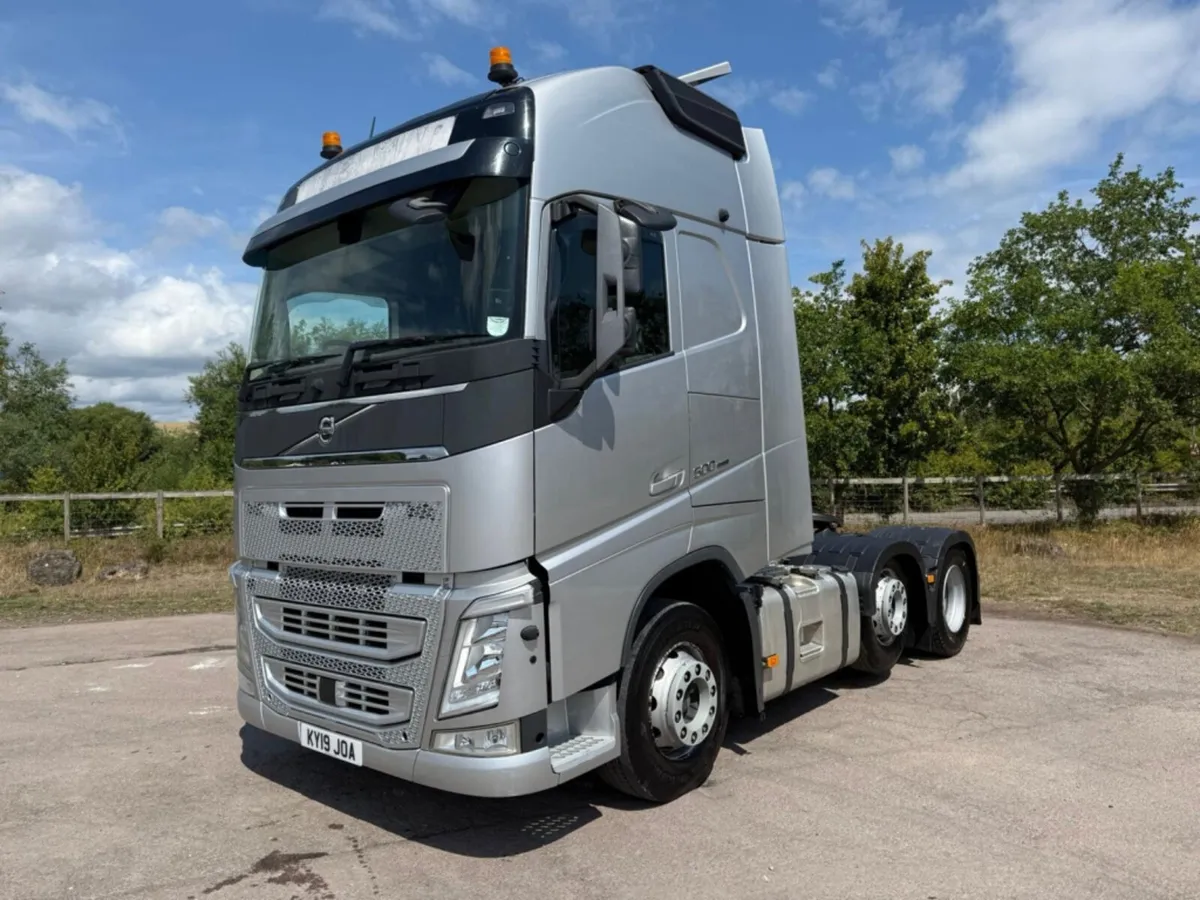 2019 (19) VOLVO FH 500 GLOBETROTTER XL 6X2 MIDLIFT - Image 3