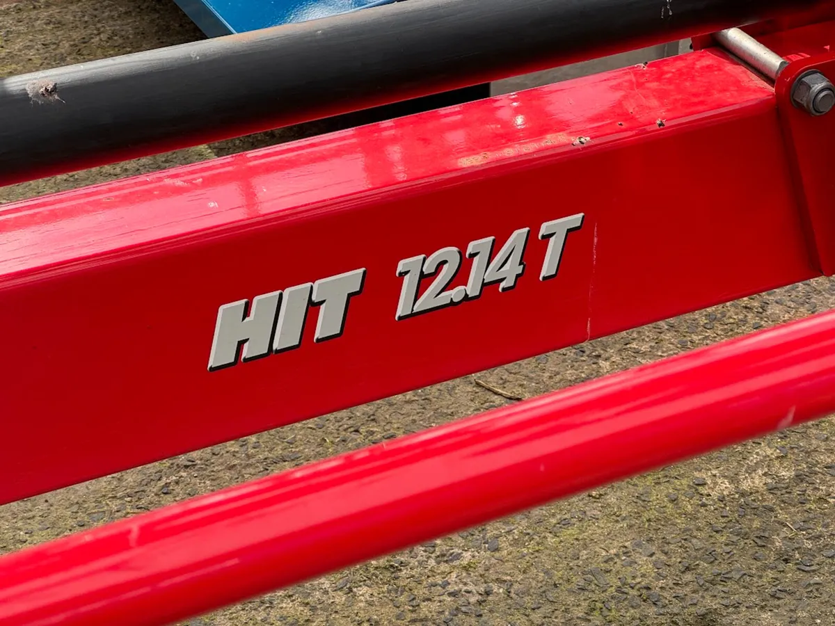 2021 Pottinger 50ft Trailed Tedder - Image 4