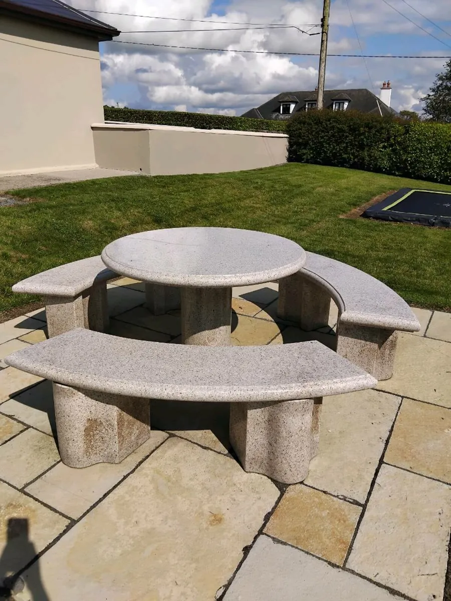 Granite table & benchs - Image 2
