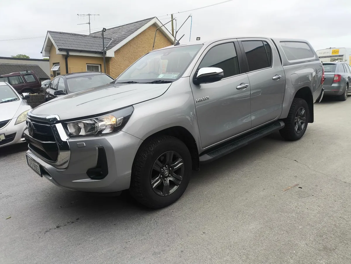 Toyota Hilux 2021 - Image 4