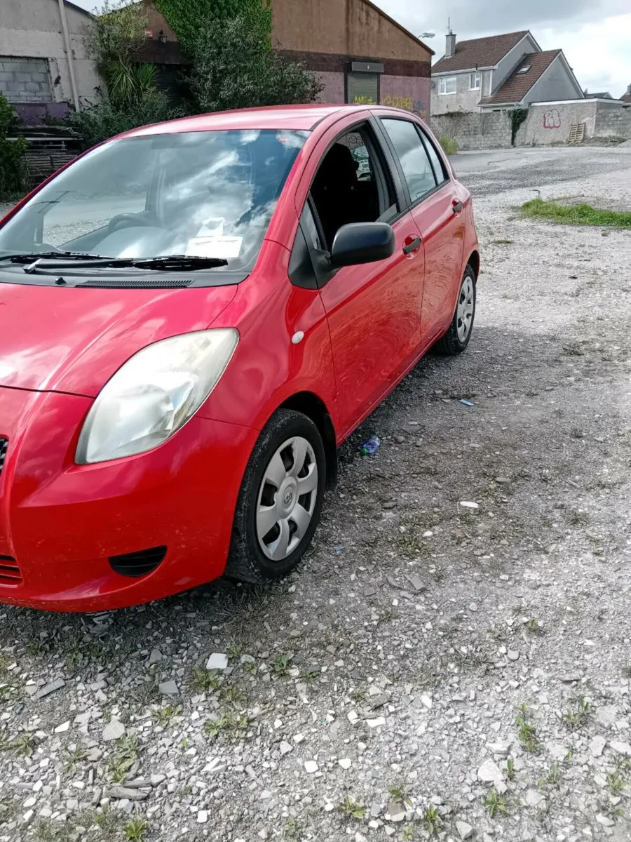 Toyota yaris - Image 1