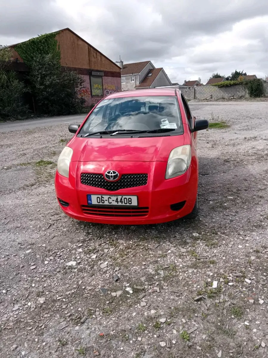 Toyota yaris - Image 2