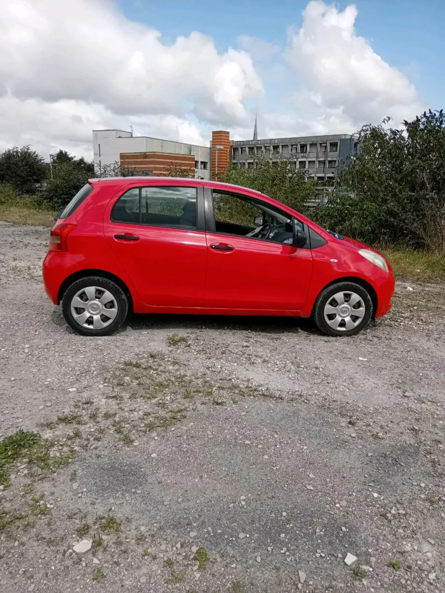 Toyota yaris - Image 3