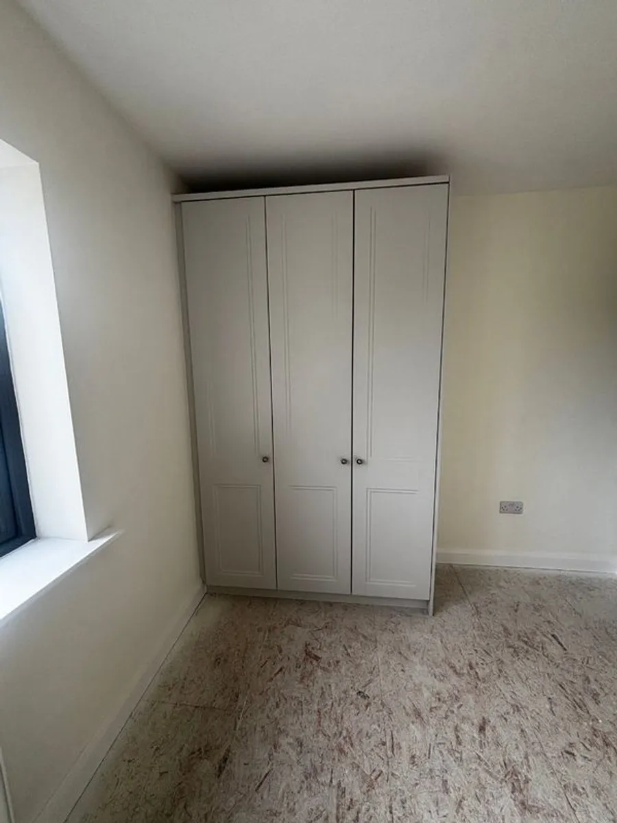 New built in wardrobes - Image 1