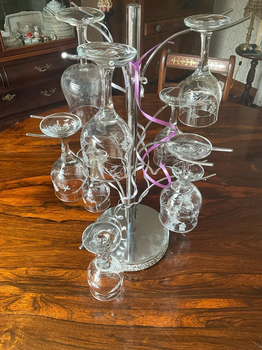 Chrome Stem Glass Holder - Image 1