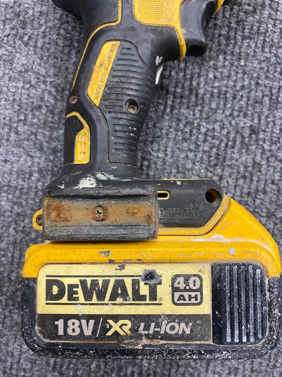 Dewalt Impact Driver + 4AH Battery - Image 3