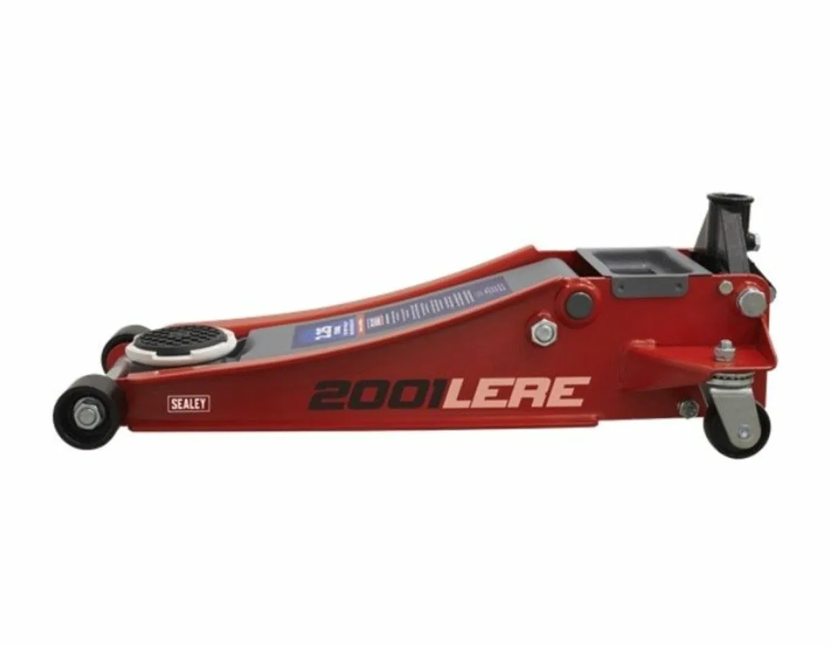 Trolley Jack 2.25 Tonne Low Profile Rocket Lift - Image 2