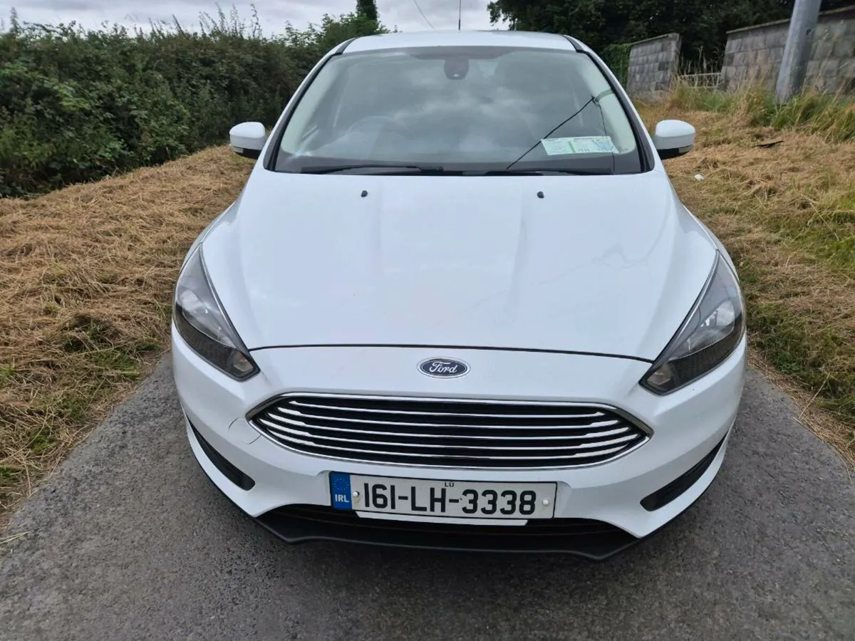 Focus Dsl 2016 NCT 07/26 Very Clean Car !!! - Image 2