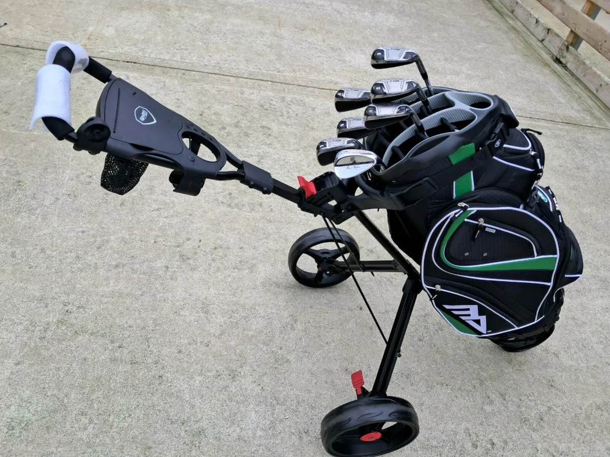 Golf Clubs - Image 1