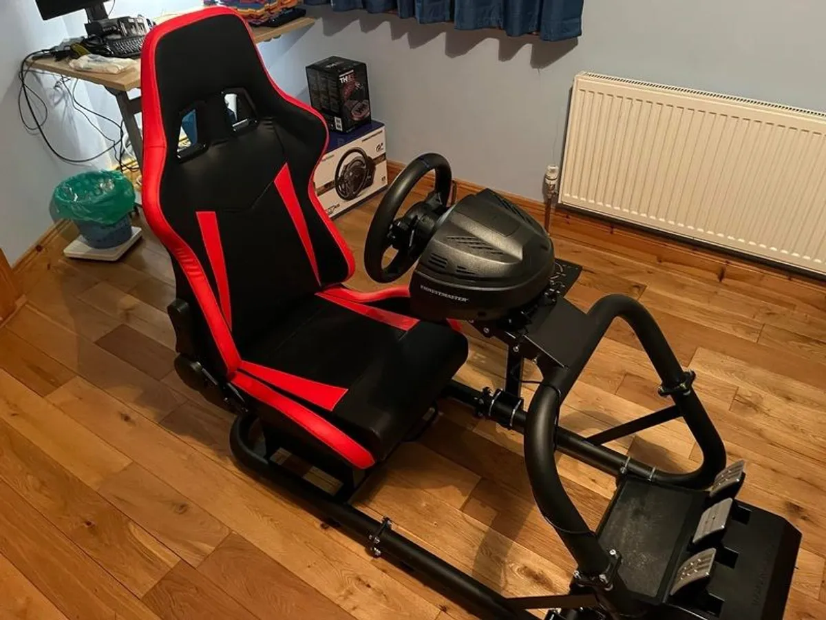 Racing Seat With Steering Wheel - Image 1