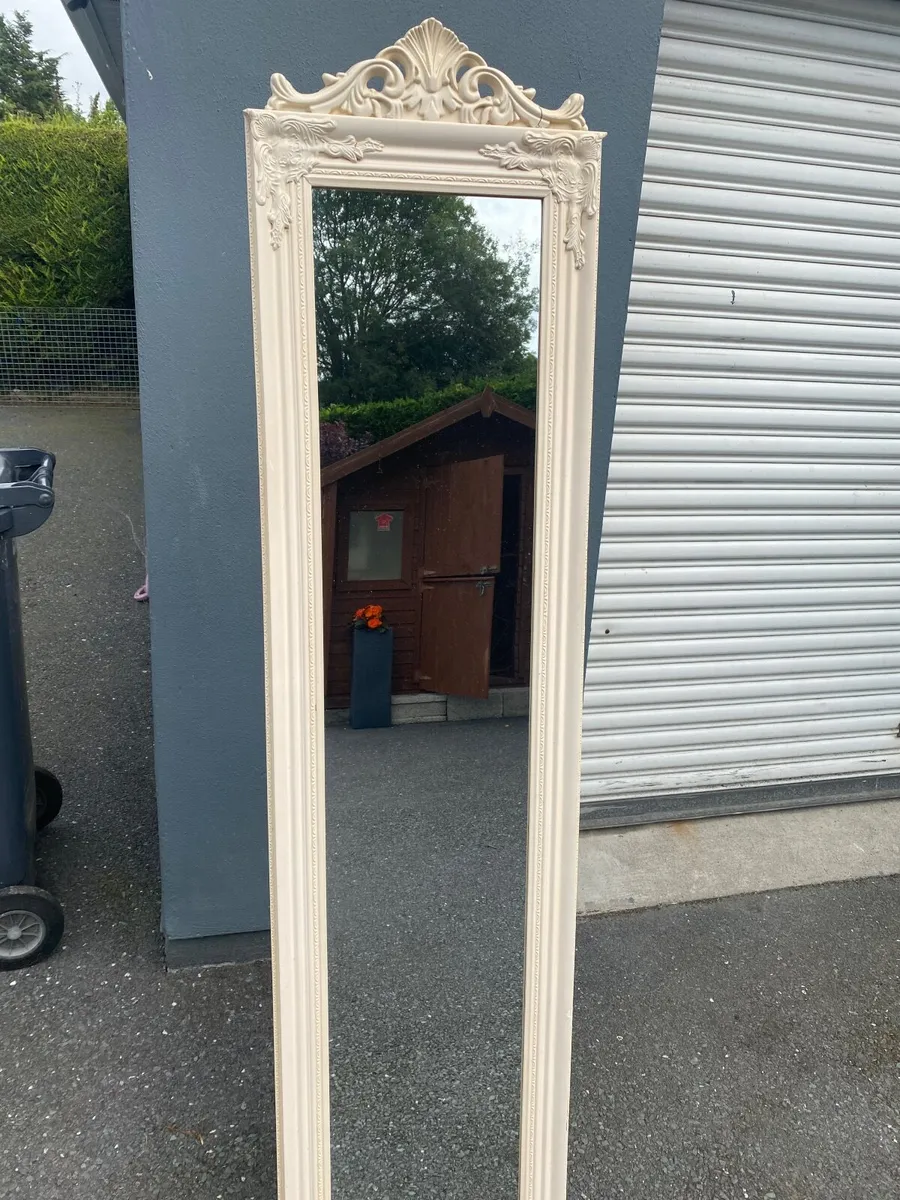 Free standing mirror - Image 1