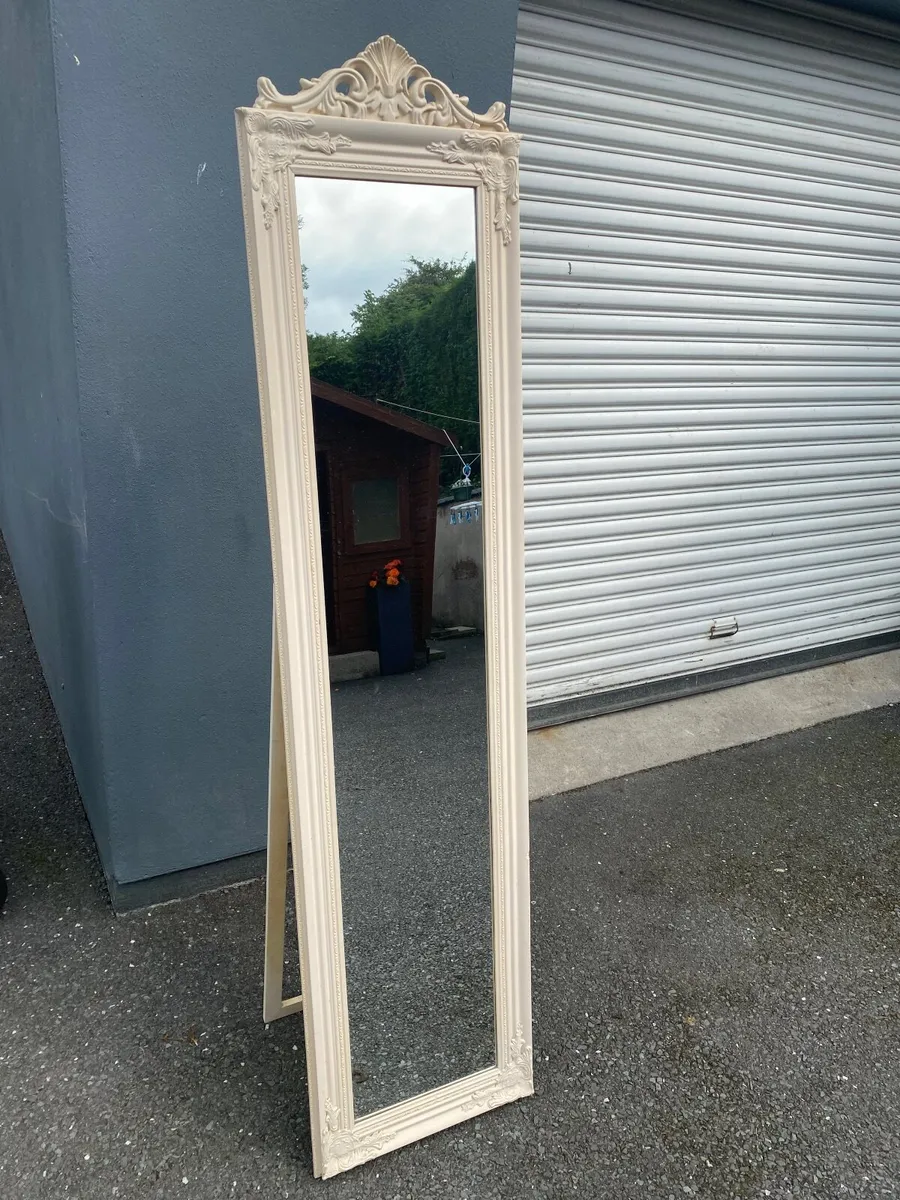 Free standing mirror - Image 2
