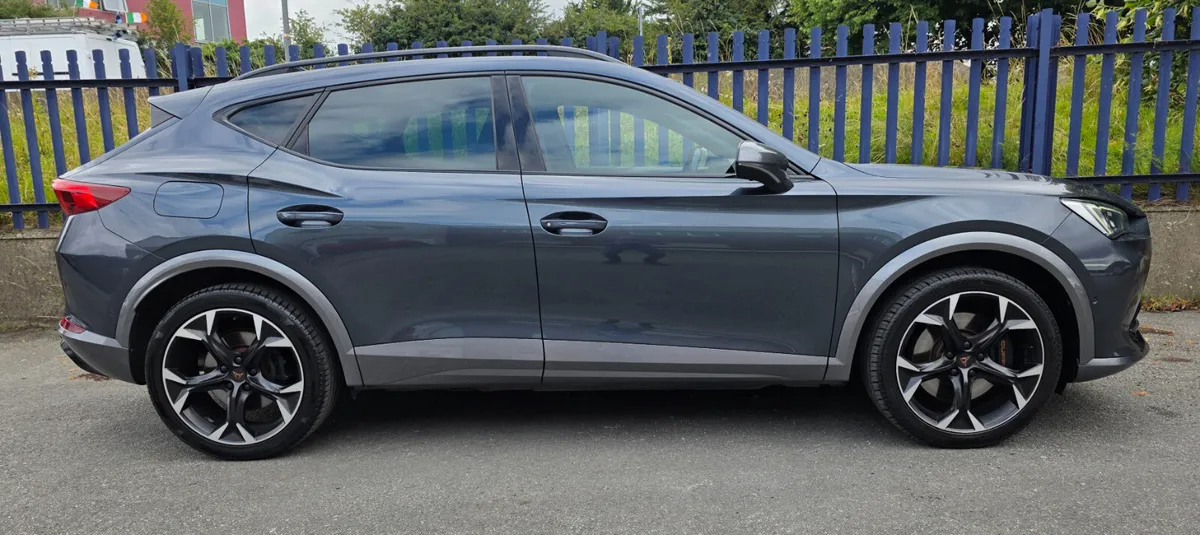 22 CUPRA.FORMENTOR VZ2 *TOP SPEC* FSH 245BHP - Image 3