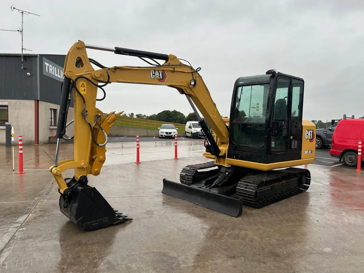 2017 Caterpillar 305.5E2 - Image 4