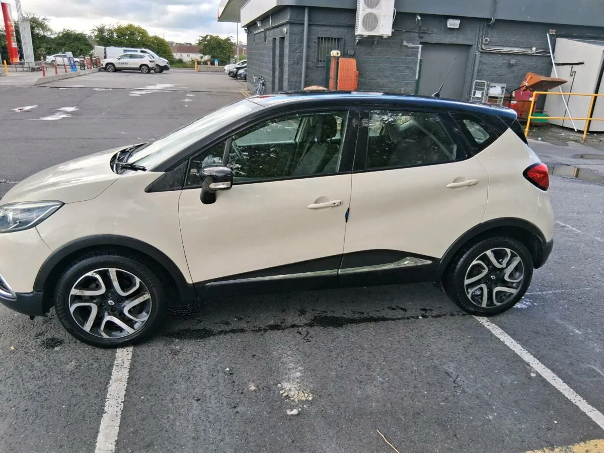 2015 Renault Captur high spec long nct low kms - Image 3