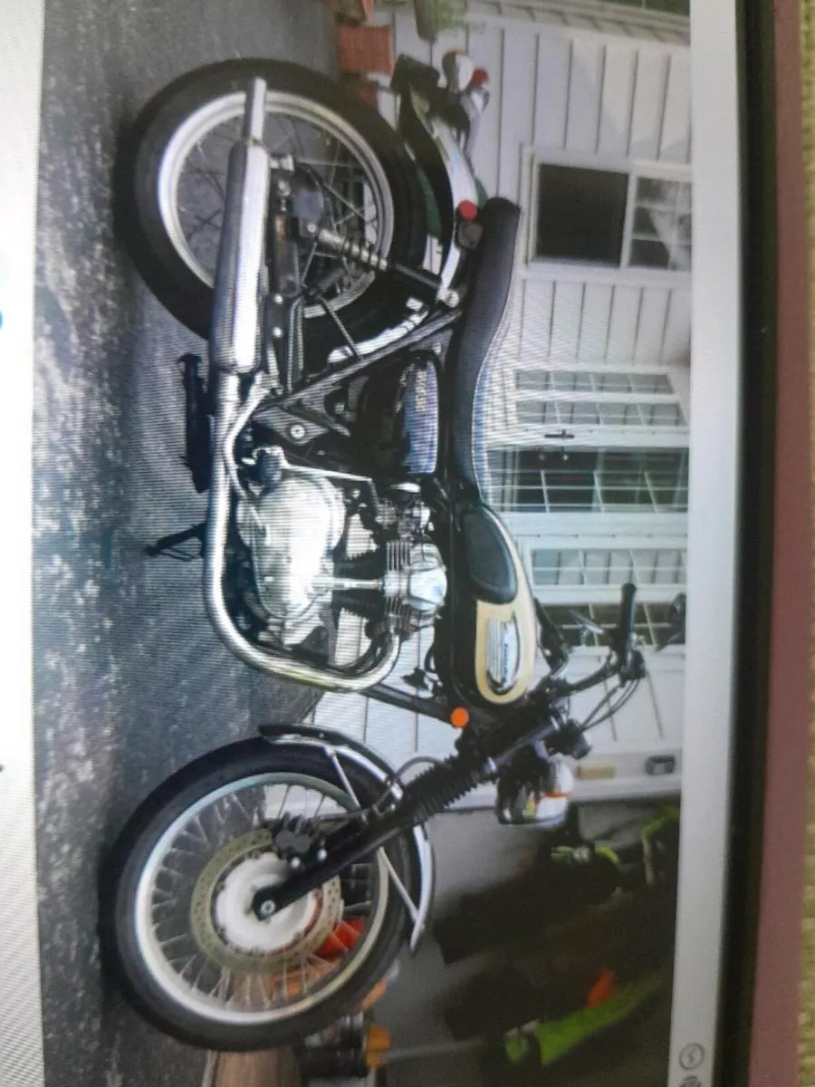 Kawasaki  w650 - Image 1
