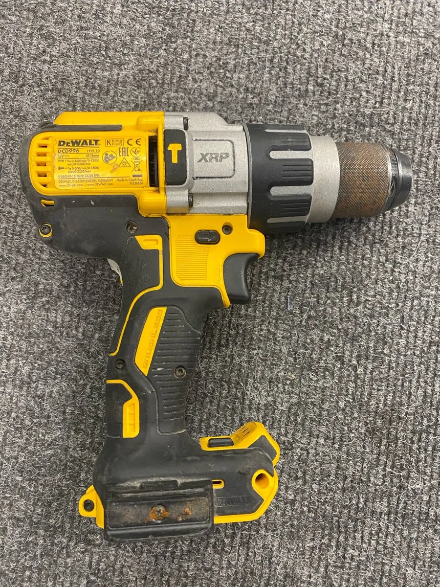 Dewalt DCD996 Drill - Image 2