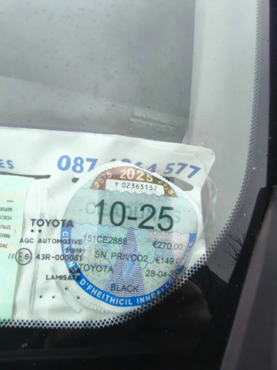 Toyota RAV4 2015 - Image 2
