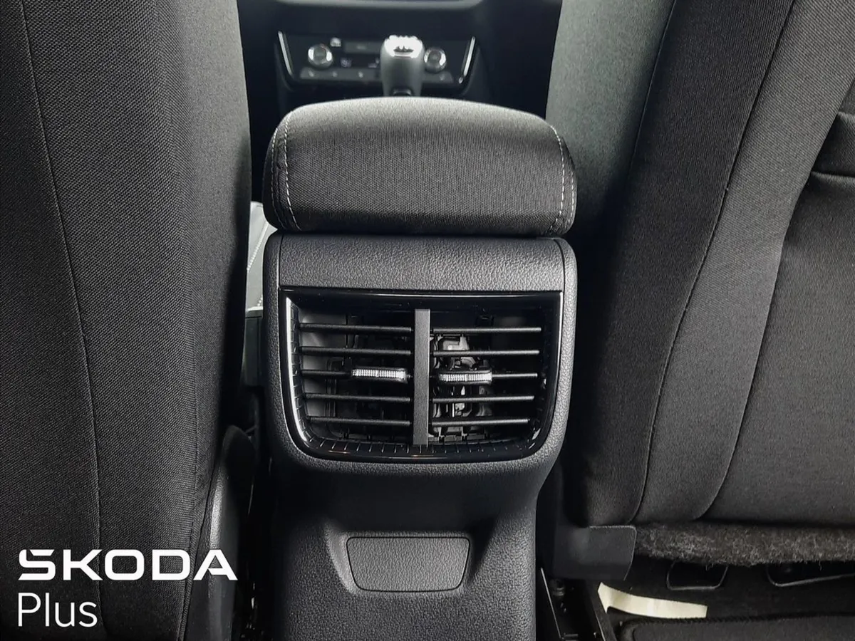 Skoda Fabia  limited Edition sports Pack  1.0 Lit - Image 4