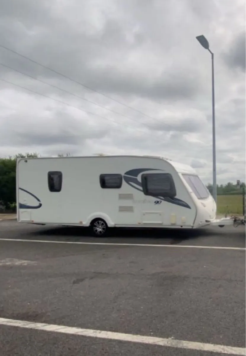 Caravan - Image 2